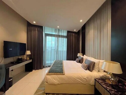 Downtown Burj khalifa View / 1 bedroom / Blueoceanholidayhomes
