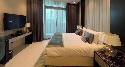 Downtown Burj khalifa View / 1 bedroom / Blueoceanholidayhomes