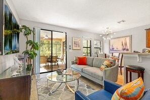 Fernseher, Tischfußball