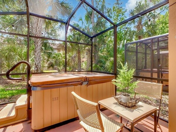 Outdoor spa tub - NEW! Relaxing Townhome Near Disney w/ Pool, Spa, & Resort Amenities (Kissimmee)
