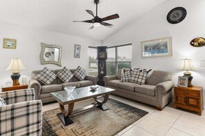 TV - NEW! Cozy 3BR Home w/ Private Pool Near Disney (Kissimmee)