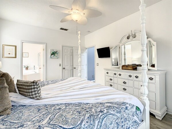 7 habitaciones, tabla de planchar con plancha, wifi y ropa de cama