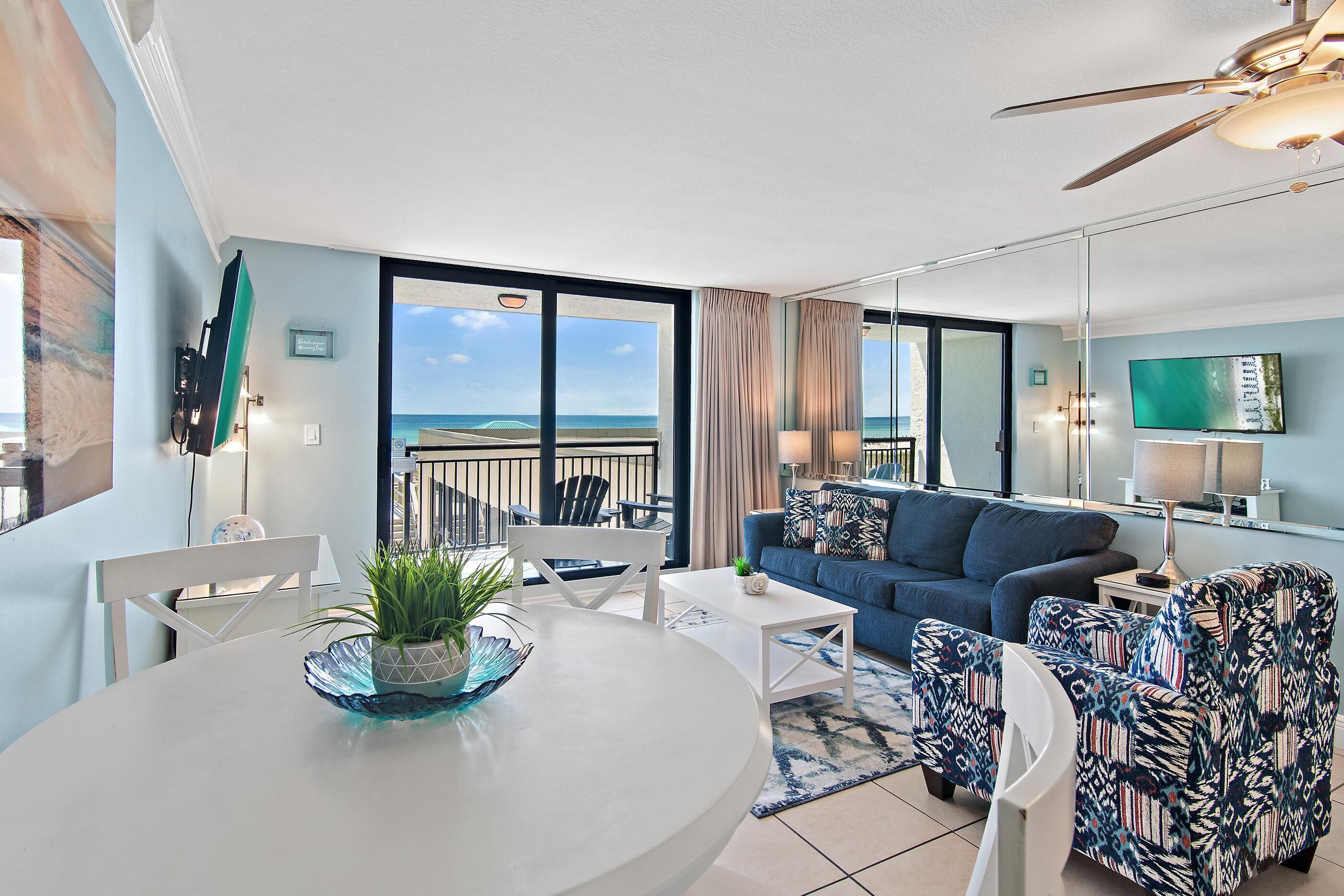 Condo, 1 King Bed with Sofa bed (SunDestin 206) | Living area