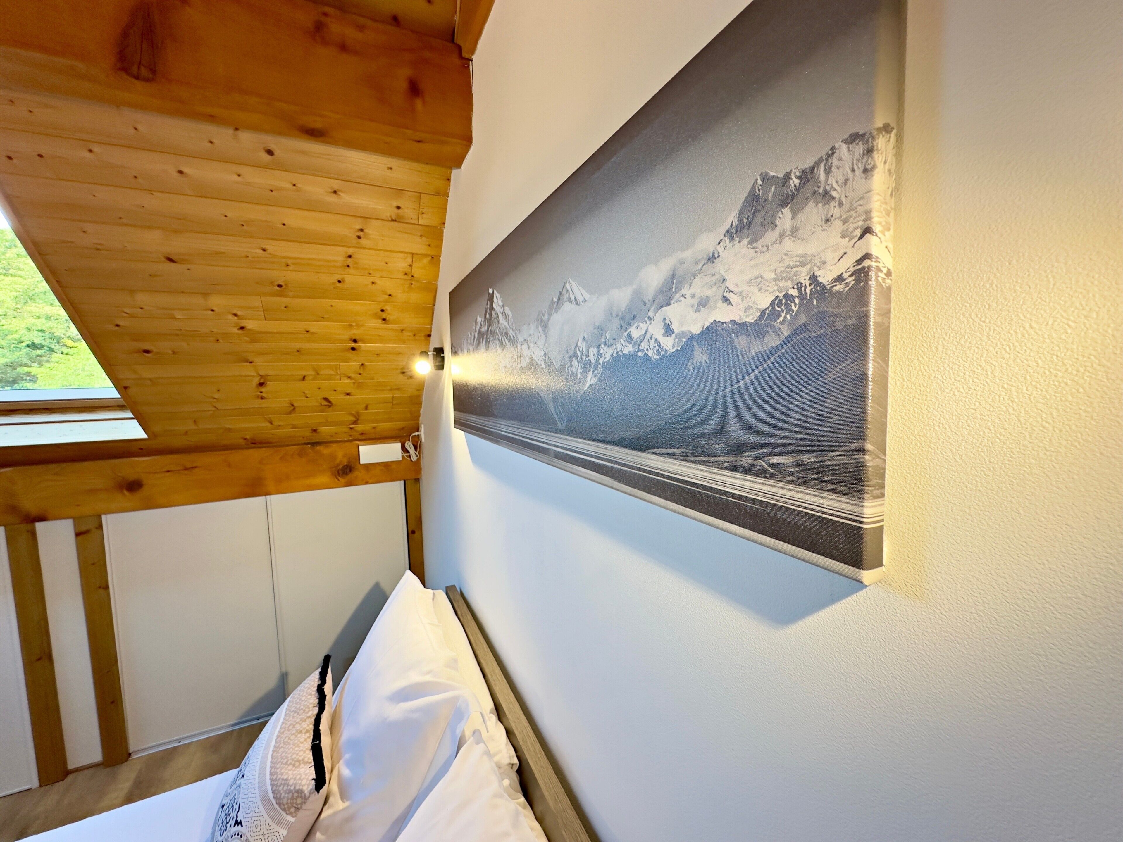 2 chambres, fer et planche à repasser, Wi-Fi, draps fournis
