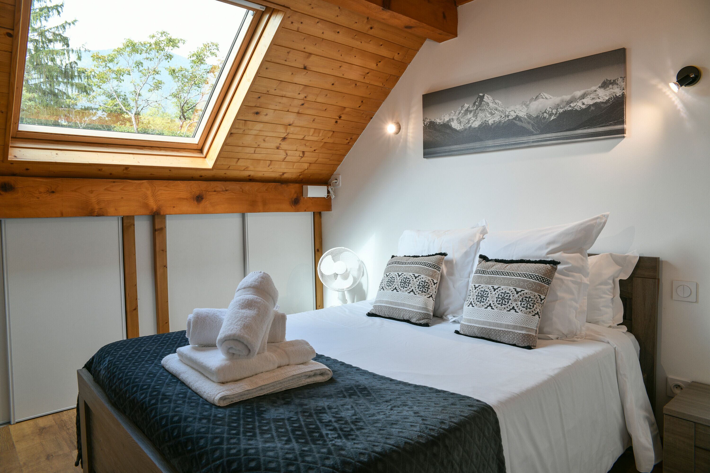 Chez Fred 201 – Parking, WiFi, Near Savoie College