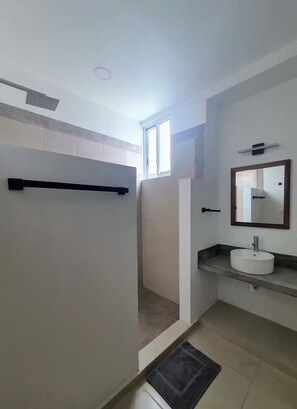 Dusche, Handtücher, Seife