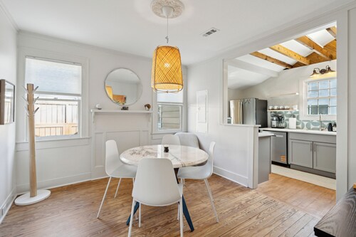 The Rutledge Roost of Charleston