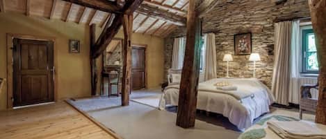 4 bedrooms