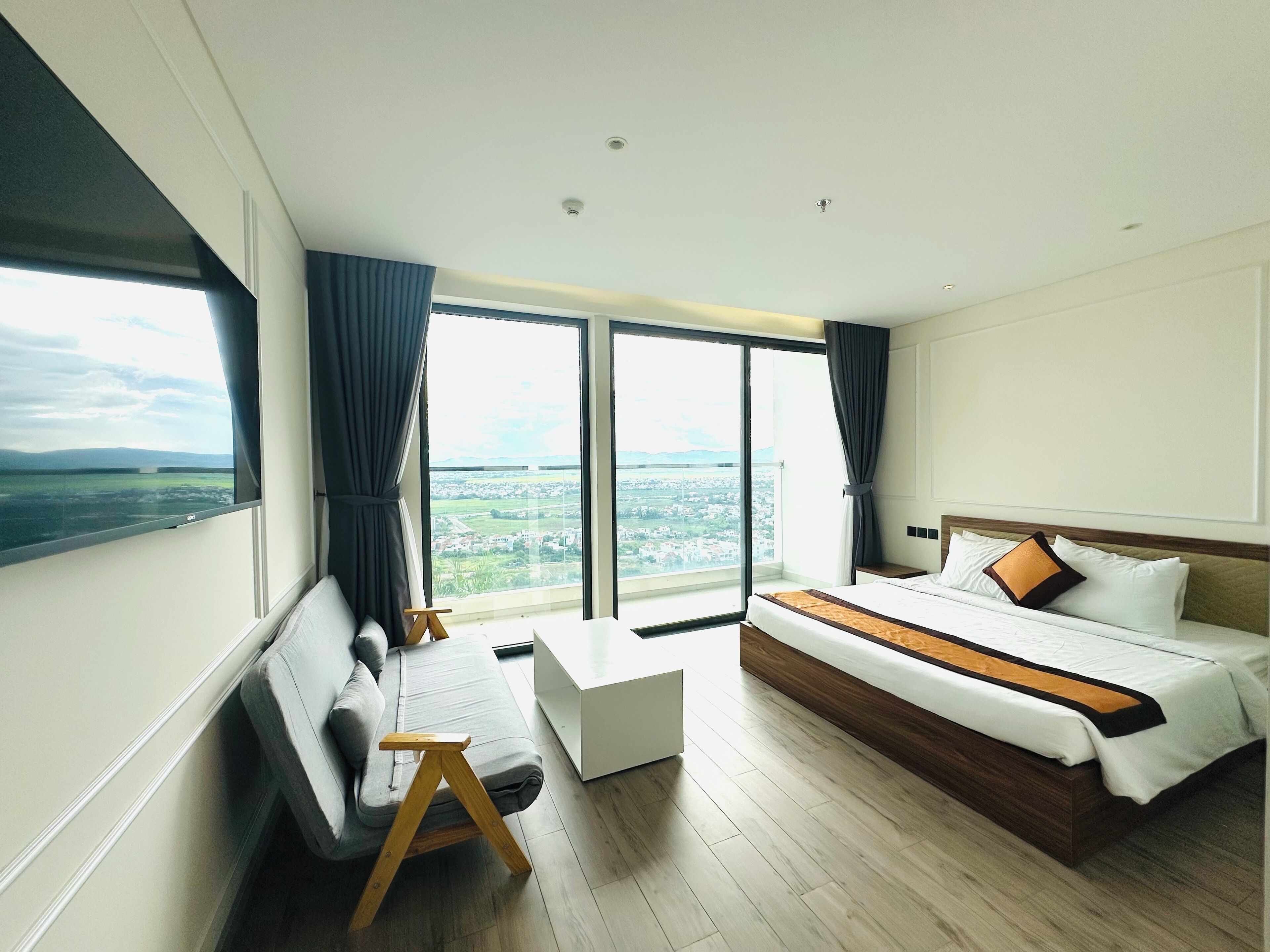 Luxury-Apartment, Balkon, Stadtblick