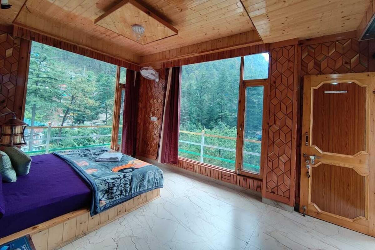 Comfort Double Room, Balcony, Mountain View | Desk, free WiFi