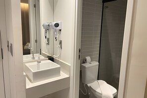 Suite | Bathroom