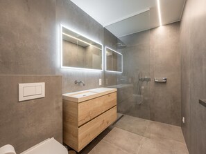 Bathroom - Wagram Apartment for 8 Peoples (Knokke-Heist)