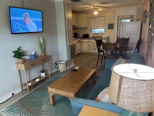 Cozy Fishing Retreat located in Lanark Village