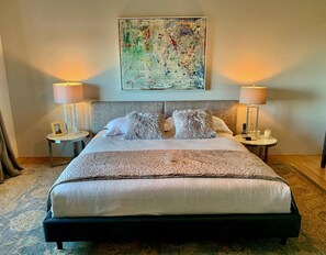 7 habitaciones, tabla de planchar con plancha, wifi y ropa de cama 