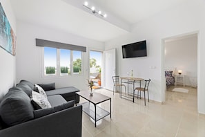 Smart TV - Home2Book Cozy Terrace House with Volcano Views (Nazaret)