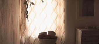 Cozy home for groups of friends or family with pets allowed!