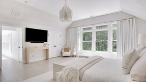 6 Schlafzimmer, Bügeleisen/Bügelbrett, Internetzugang, Bettwäsche
