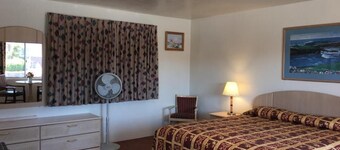 Old Marina Inn