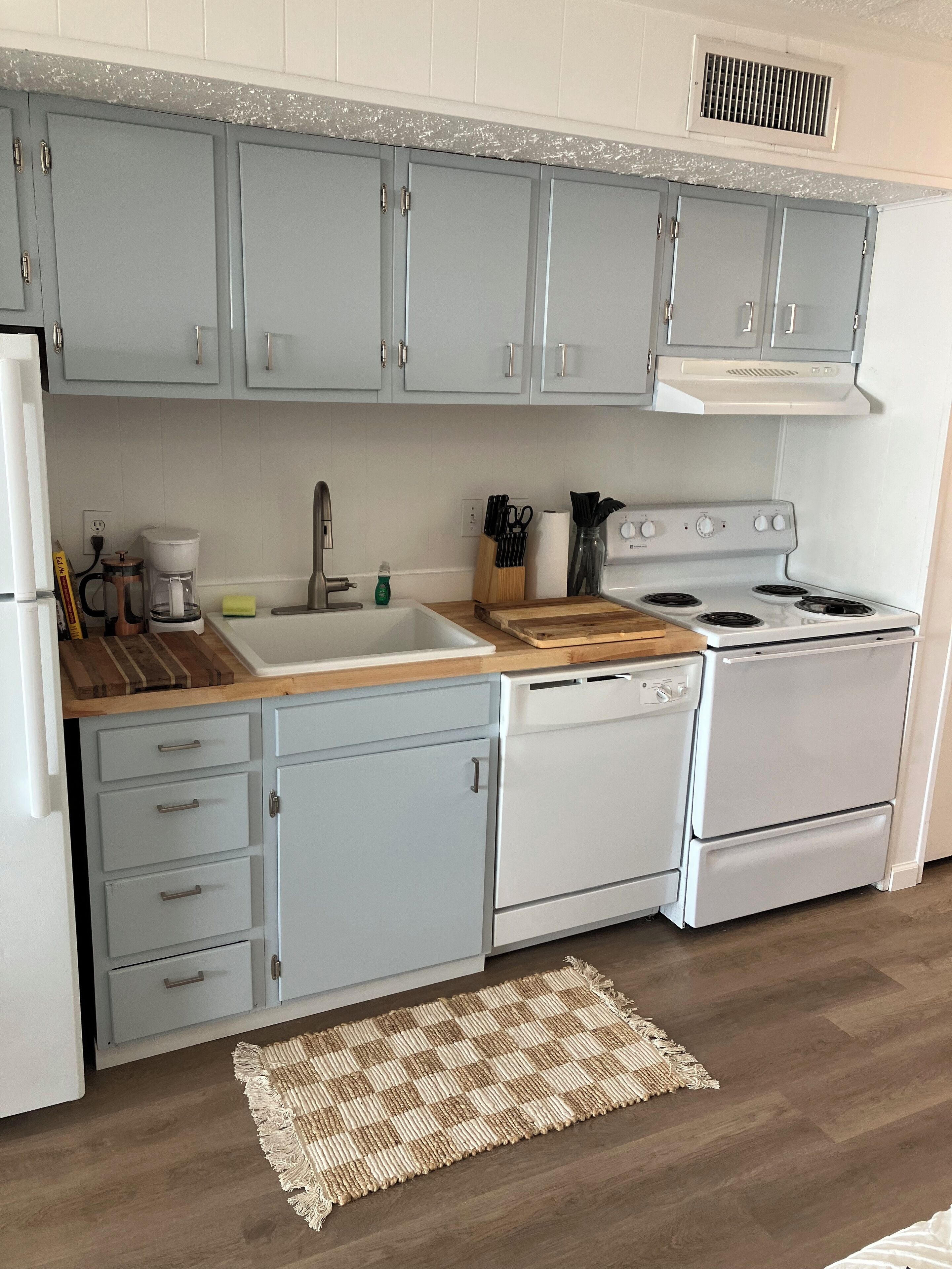 Uuni, liesi, astianpesukone