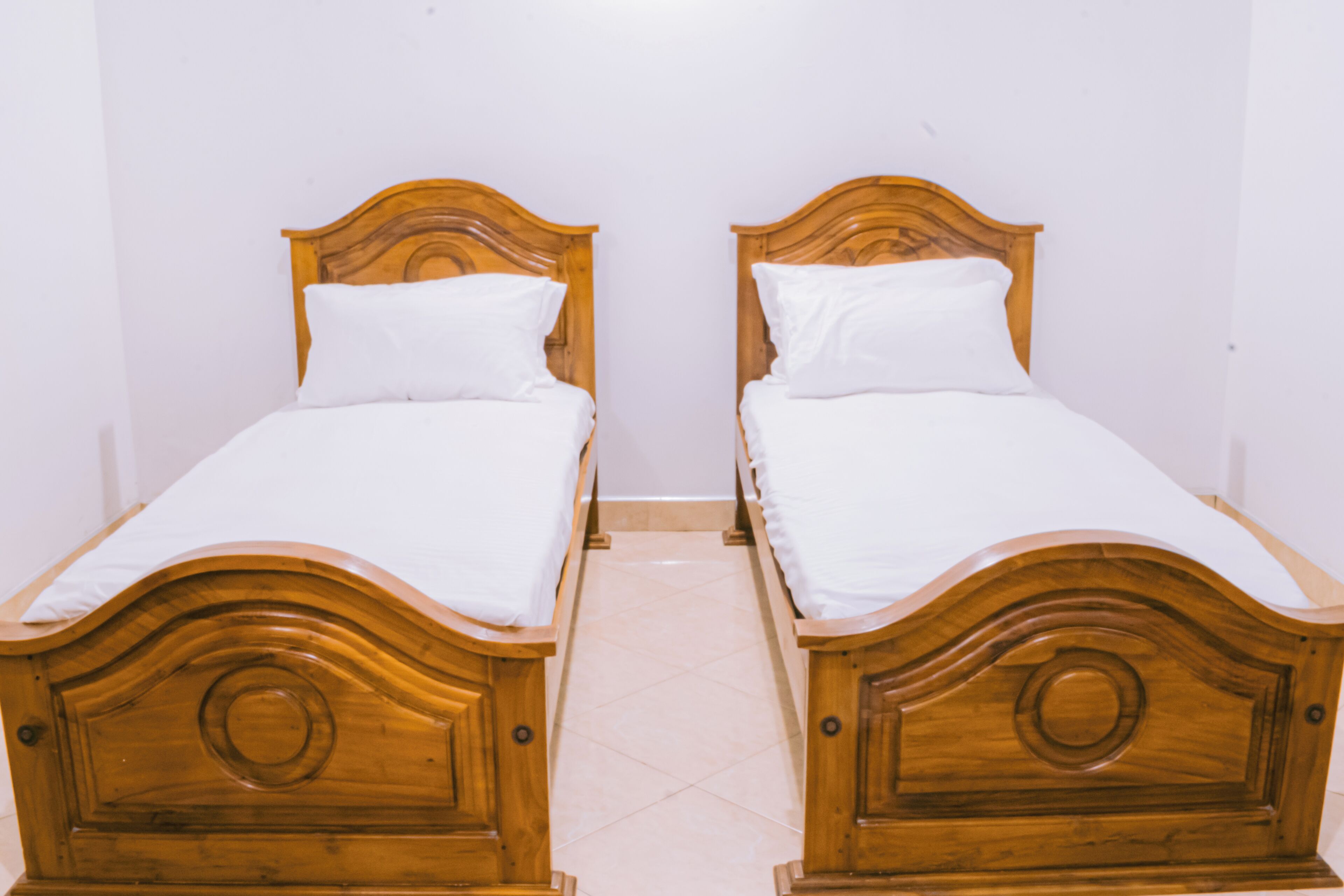 1 dormitori, planxa i posts de planxar, wifi i roba de llit 