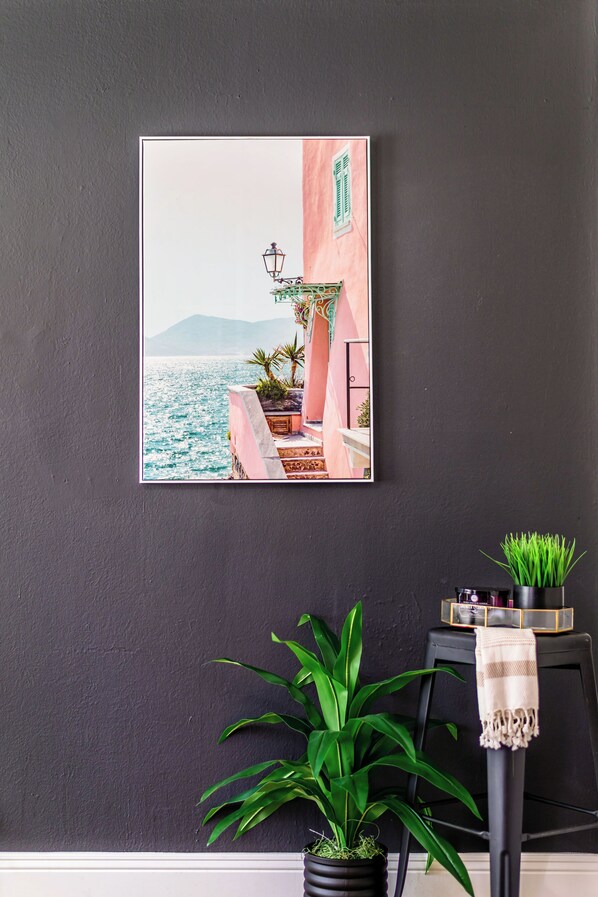 Interior - Modern & Urban Oasis Steps to BART- 3Beds (San Leandro)