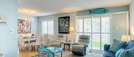 Condo, 1 King Bed with Sofa bed, Patio, Ocean View (Cottage By The Sea 146) | Living area