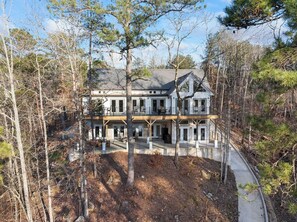 Exterior - Happy House: 4  BR, 4  BA House in Bremen, Sleeps 12 (Bremen)