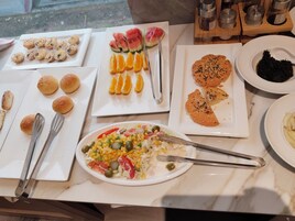 Desayuno buffet incluido todos los días 