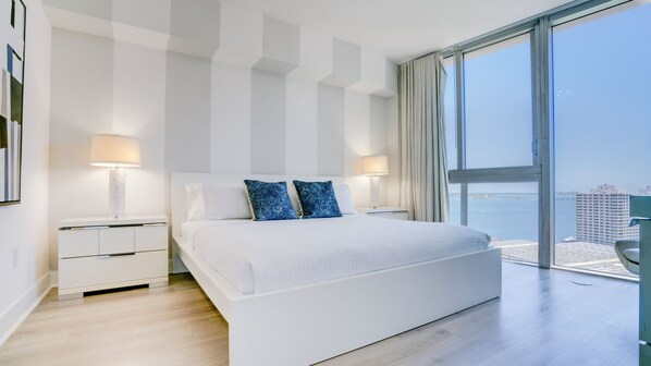 Condo panorámico, 2 habitaciones, 2 baños, vista al océano | Ropa de cama de alta calidad, edredón y camas con efecto memoria 