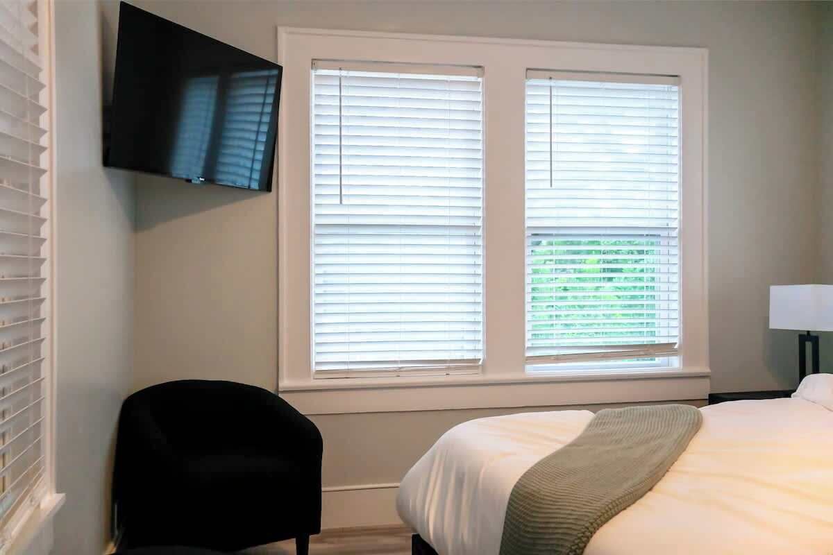 1 bedroom, iron/ironing board, travel crib, free WiFi