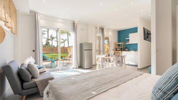 1 camera, ferro/asse da stiro, Wi-Fi gratuito, lenzuola