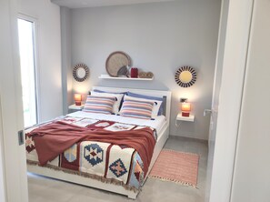 2 makuuhuonetta, silitysrauta/-lauta, ilmainen Wi-Fi, vuodevaatteet