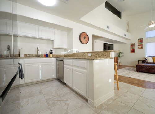 19th Hole at Hawk Ridge