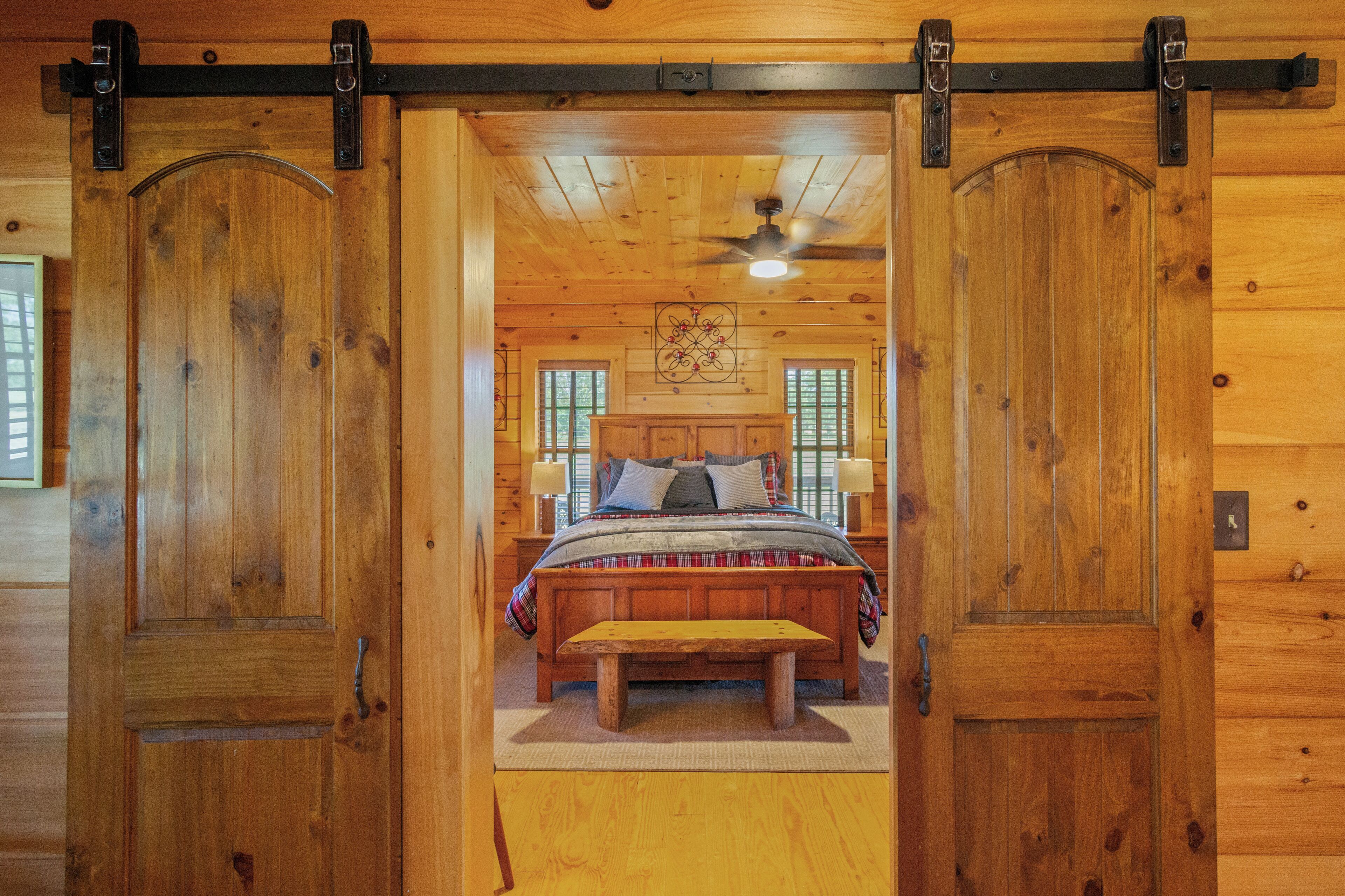 3 habitaciones, tabla de planchar con plancha y wifi gratis 