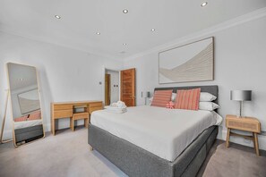 Apartment | 1 bedroom, Internet - A Scholar s Gallery - Bloomsbury - by Frankie Says (London)