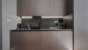 Sınıflandırılmamış resim, 20 üzerinden 2, düğme