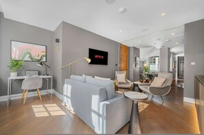 Apartment - Midnight at Bateman - Soho - by Frankie Says (London)