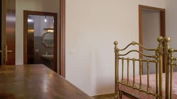 2 chambres, Wi-Fi gratuit, draps fournis