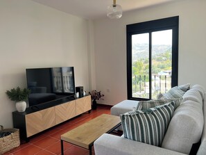 Smart TV, books, music library, stereo