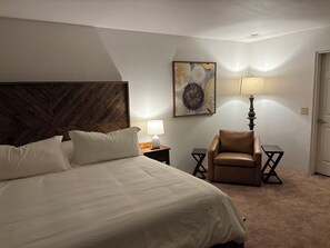 1 soverom, strykejern/-brett, wi-fi (inkludert) og sengetøy