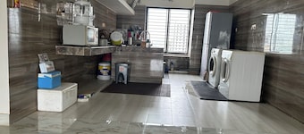Wonderful 3-bedroom specious apartment with AC in West Khulshi,Chittagong