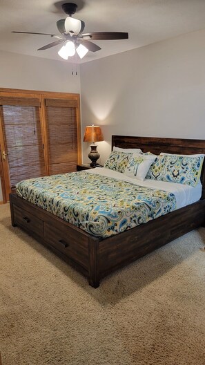 3 Schlafzimmer, Reisekinderbett, WLAN, Bettwäsche