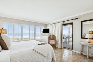 2 Schlafzimmer, Schreibtisch, Bügeleisen/Bügelbrett, Reisekinderbett