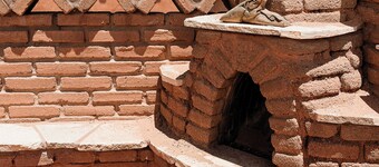 Serene, earthen home - just one minute from the heart of Old Town Albuquerque!