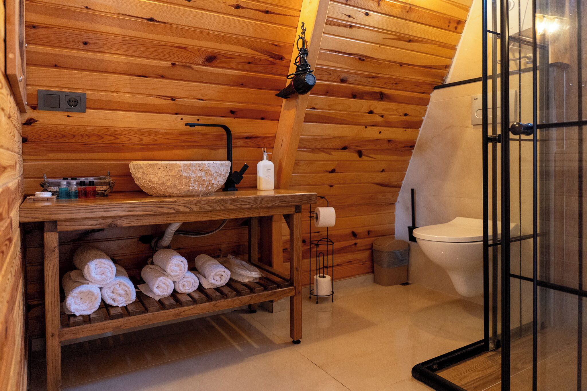 Shower, free toiletries, hair dryer, bathrobes