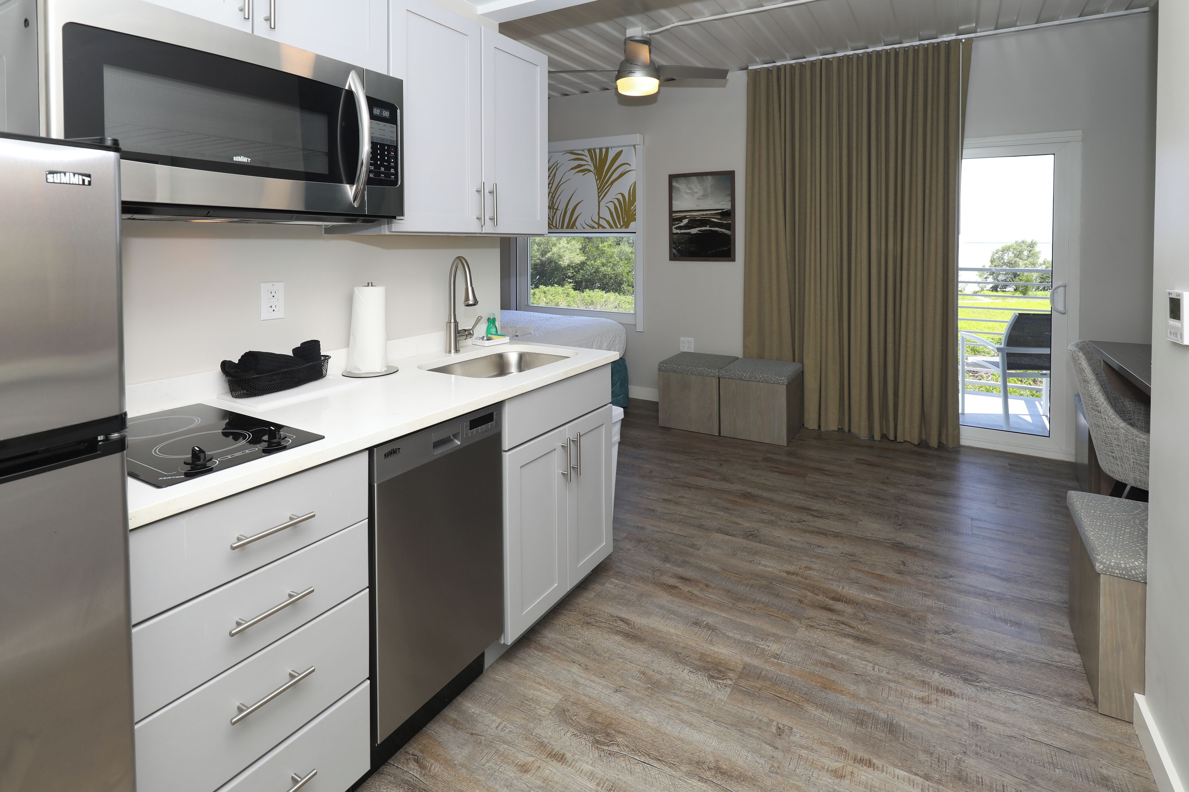 Room, 1 Double Bed, Non Smoking, Balcony | Blackout curtains, free WiFi