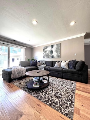Interior - @ Marbella Lane - Seaside Retreat Laundry + P (Half Moon Bay)