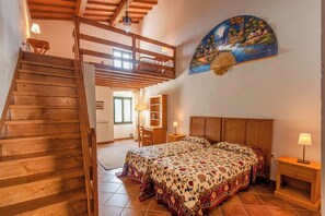 Family Apartment, 2 Bedrooms, Pets allowed, Garden View | Bathroom