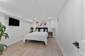 4 habitaciones, internet y ropa de cama