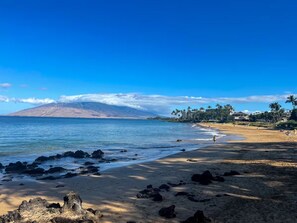 Solsenger og strandhåndklær